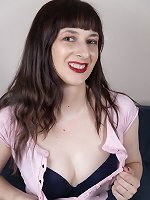 Destine puts on makeup and masturbates afterwards
